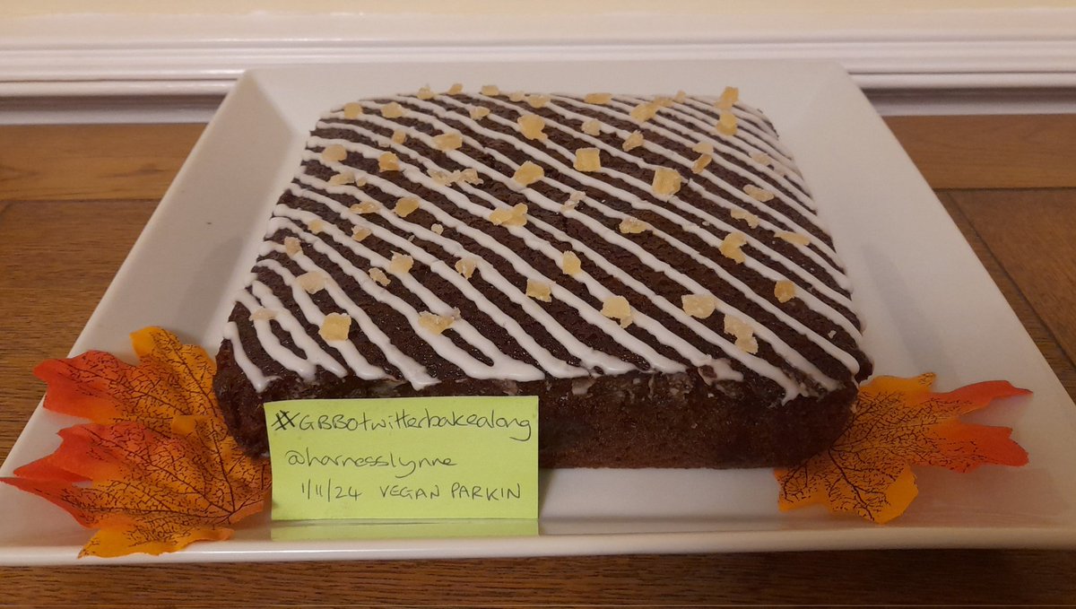 HarnessLynne's tweet photo. #GBBOtwitterbakealong Autumn week technical: Vegan Parkin @thebakingnanna1 @Rob_C_Allen @marybethxx6 https://t.co/Fqeq74vKNi
