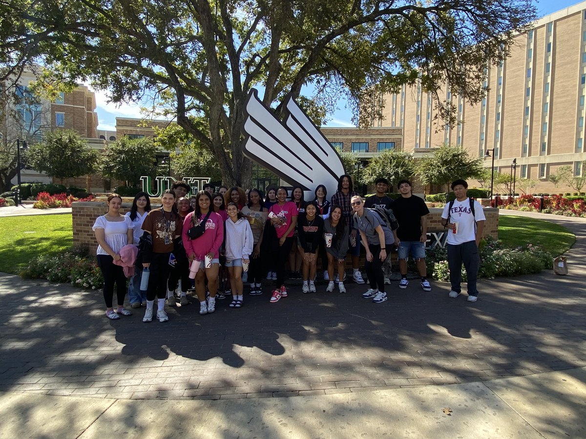 Creekview HS AVID tweet media