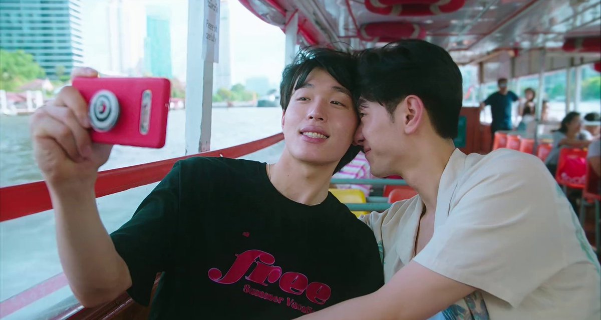 beansxooo's tweet image. some fans just pointed out how Hoeun have been liking Yoonsu IG post from all the way back in 2017.

WHAT ARE WE GOING TO DO WITH HIM 😭
#LoveInTheBigCity