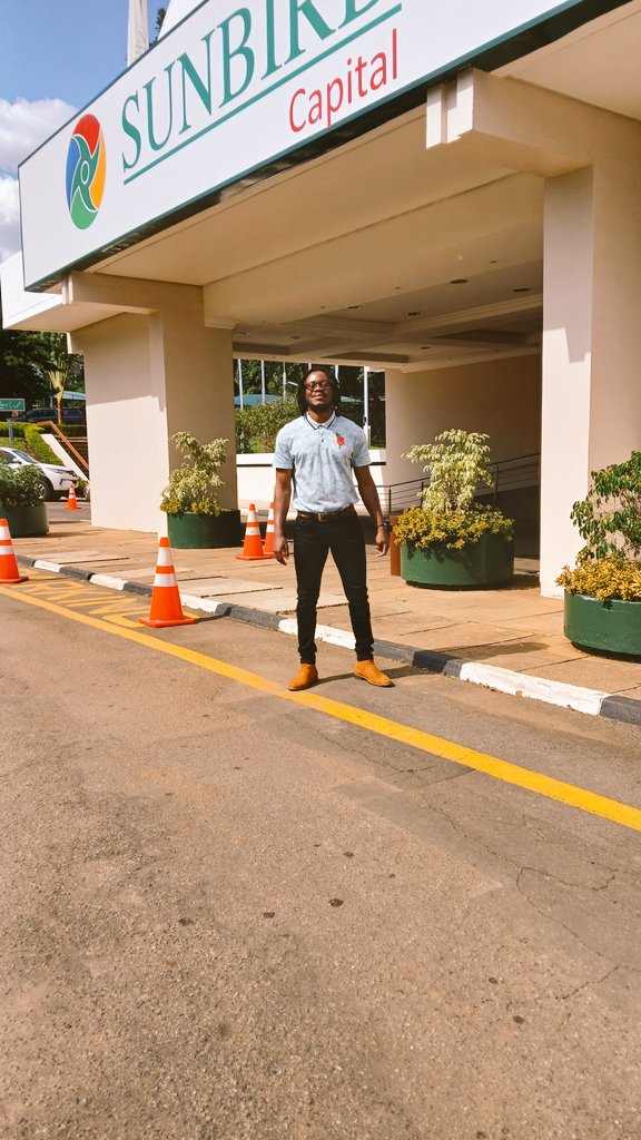 CleverSibale's tweet image. Did you know accessing local internet content from the North is slower than the Central and South? Goodnews with @MACRAMALAWI support, this team is building the Northern Malawi Internet Exchange Point (NOMIX) to speed up access, cut costs, &amp;amp; enhance "connectivity"  #NOMIX #IXP