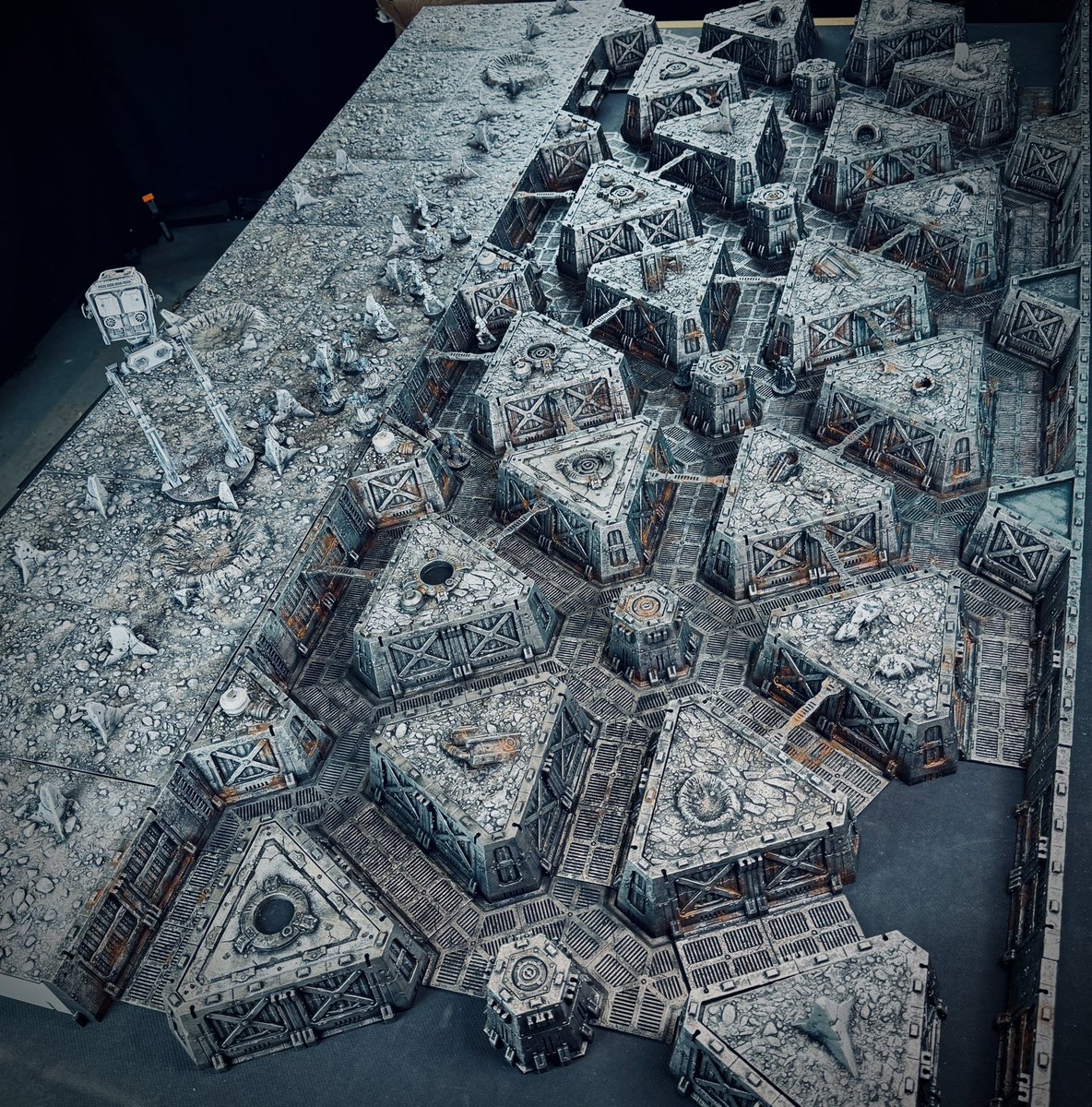 If you are wondering what a full table of Trench Zone looks like… we’re nearly there 👊😈 kickstarter.com/projects/darkf…