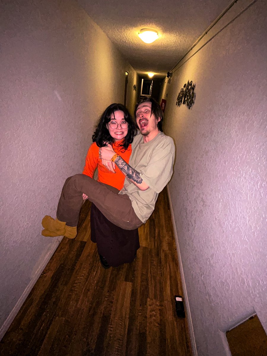 MissSkillShots tweet media