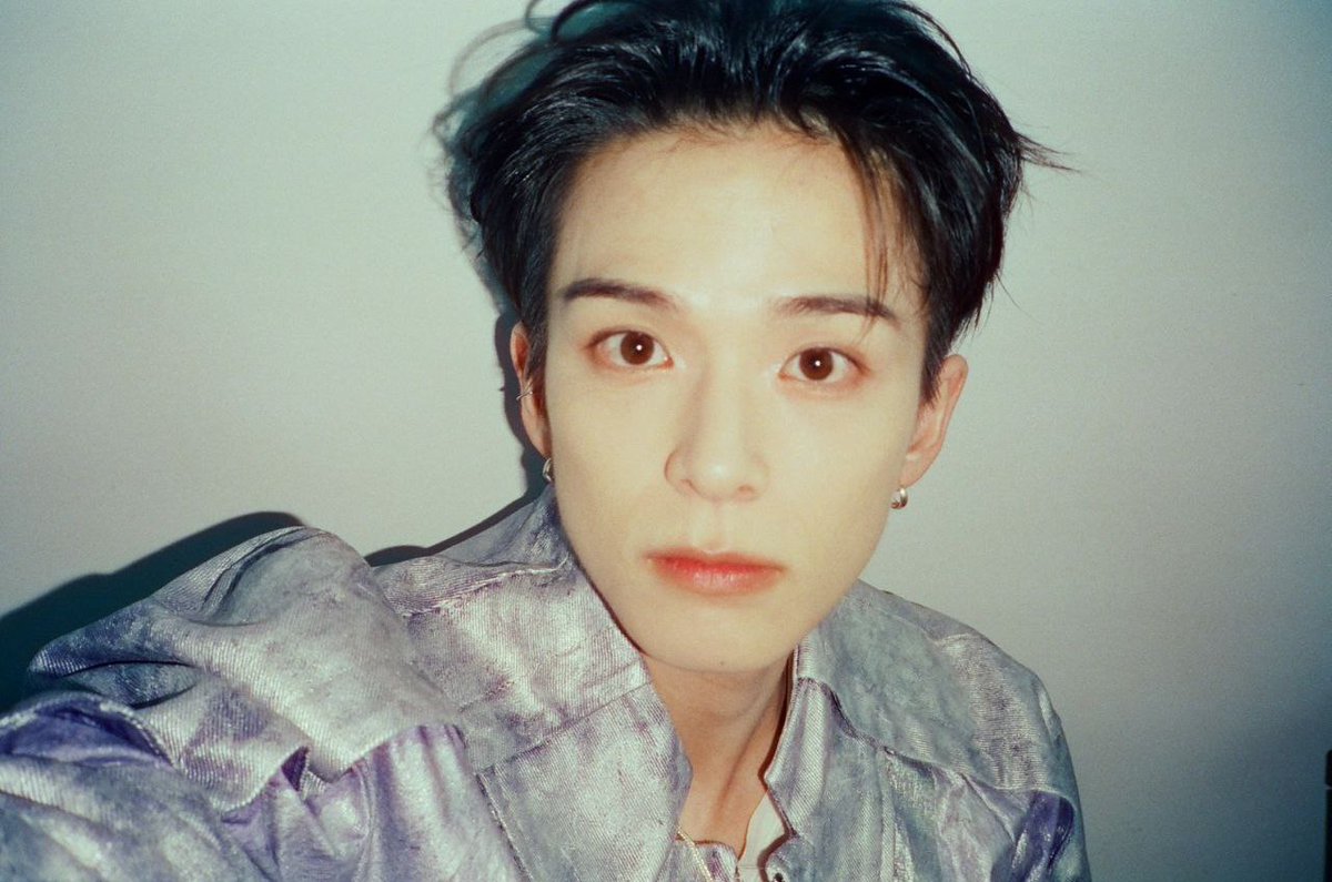 treasureofcpy's tweet photo. 241101 [💎] WEVERSE

💭 POST

🤖: “ASAHI DAY📷
Lo siento, llego tarde.
Selfies en el trabajo!
Hicieron un gran trabajo hoy.
Que tengas una buena noche 😊”

AUTUMN FEELS WITH ASAHI
#FallingInLoveWithAsahi
#芸術の秋をアサヒと共有
#ASAHI #아사히 #朝光 https://t.co/2z5LFmRogZ