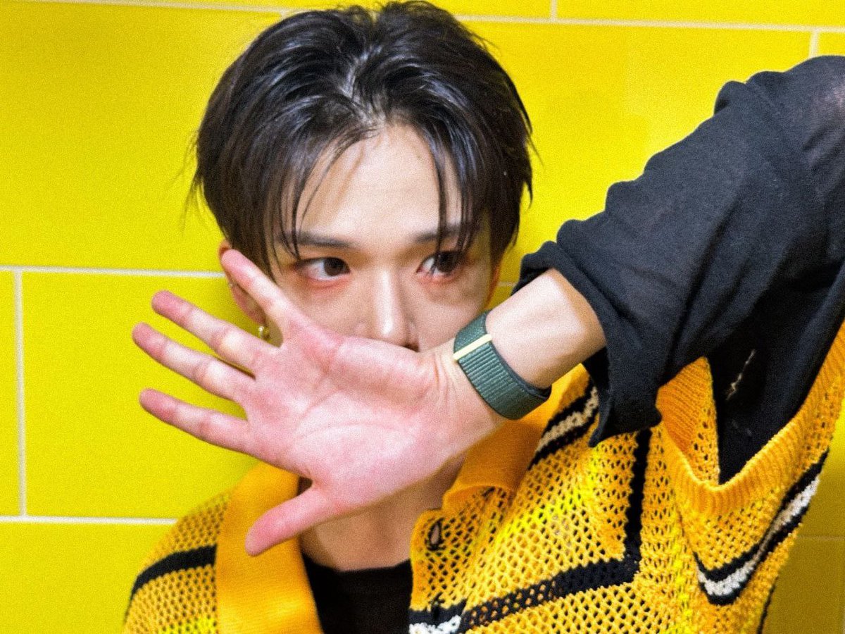 treasureofcpy's tweet photo. 241101 [💎] WEVERSE

💭 POST

🤖: “ASAHI DAY📷
Lo siento, llego tarde.
Selfies en el trabajo!
Hicieron un gran trabajo hoy.
Que tengas una buena noche 😊”

AUTUMN FEELS WITH ASAHI
#FallingInLoveWithAsahi
#芸術の秋をアサヒと共有
#ASAHI #아사히 #朝光 https://t.co/2z5LFmRogZ