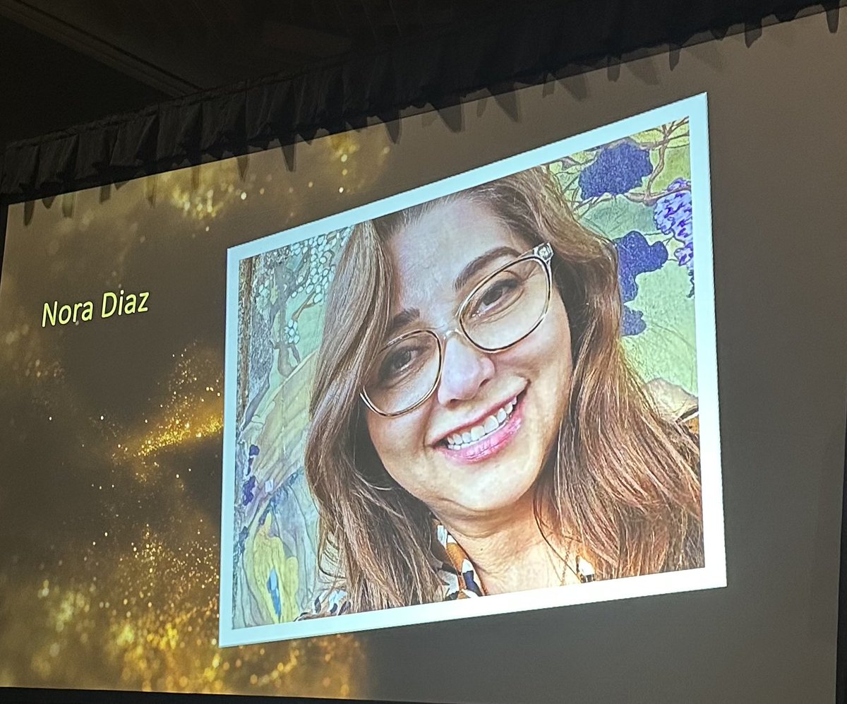 eSpLanguage's tweet image. Congratulations to @NoraDiazB for winning the ATA Innovation Award #ATA65