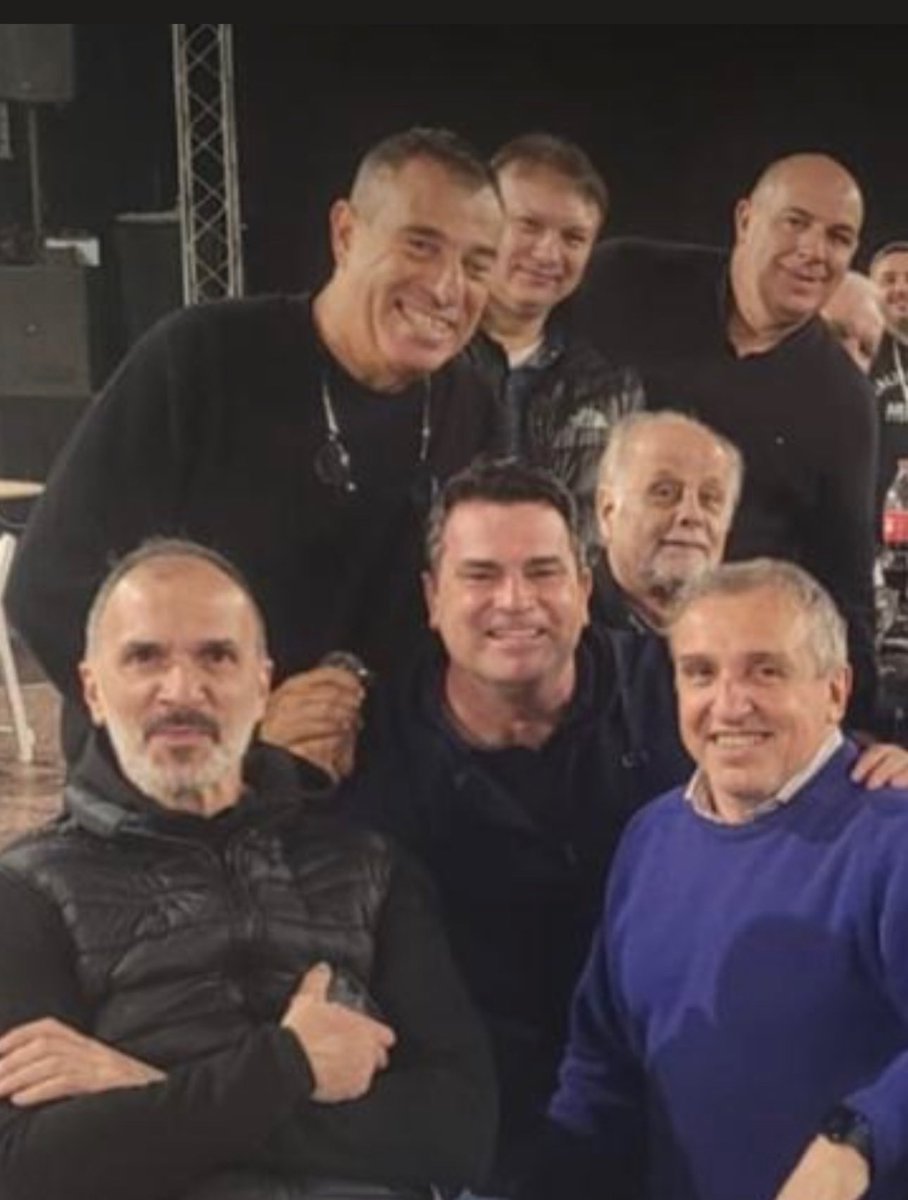 Que siga Laso es GRAVE, pero MUCHO MÁS GRAVE es que Sciaccaluga siga manejando la parte jurídica del club después de 25 años de vaciamiento en la institución. También es GRAVE que Damiani esté bloqueando siempre la llegada del profesor Holan.