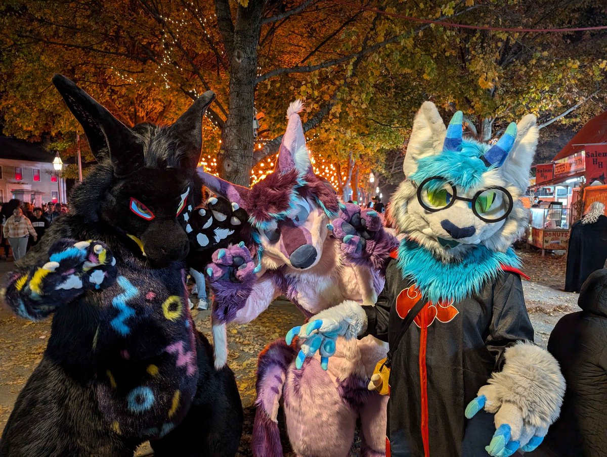 furscum's tweet photo. also some more pics ft @odogaron (also by mac) and cade by @serestudios !! https://t.co/uDXrom8oDH