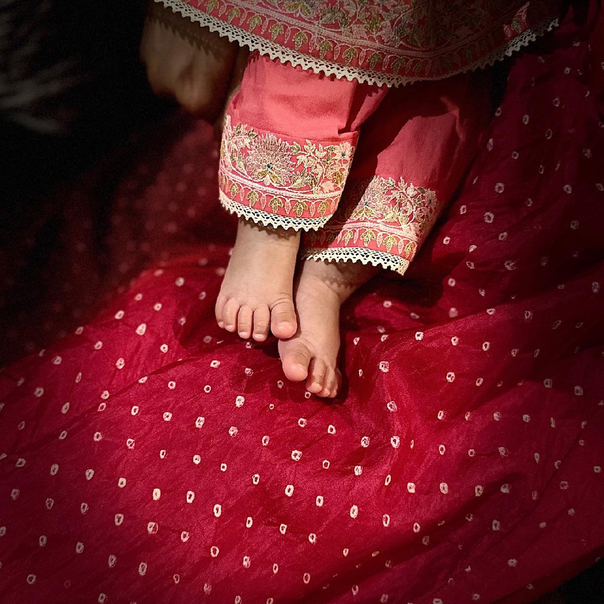 Deepika Padukone just revealed the beautiful name of her newborn : Dua Padukone Singh दुआ पादुकोण सिंह ❤️