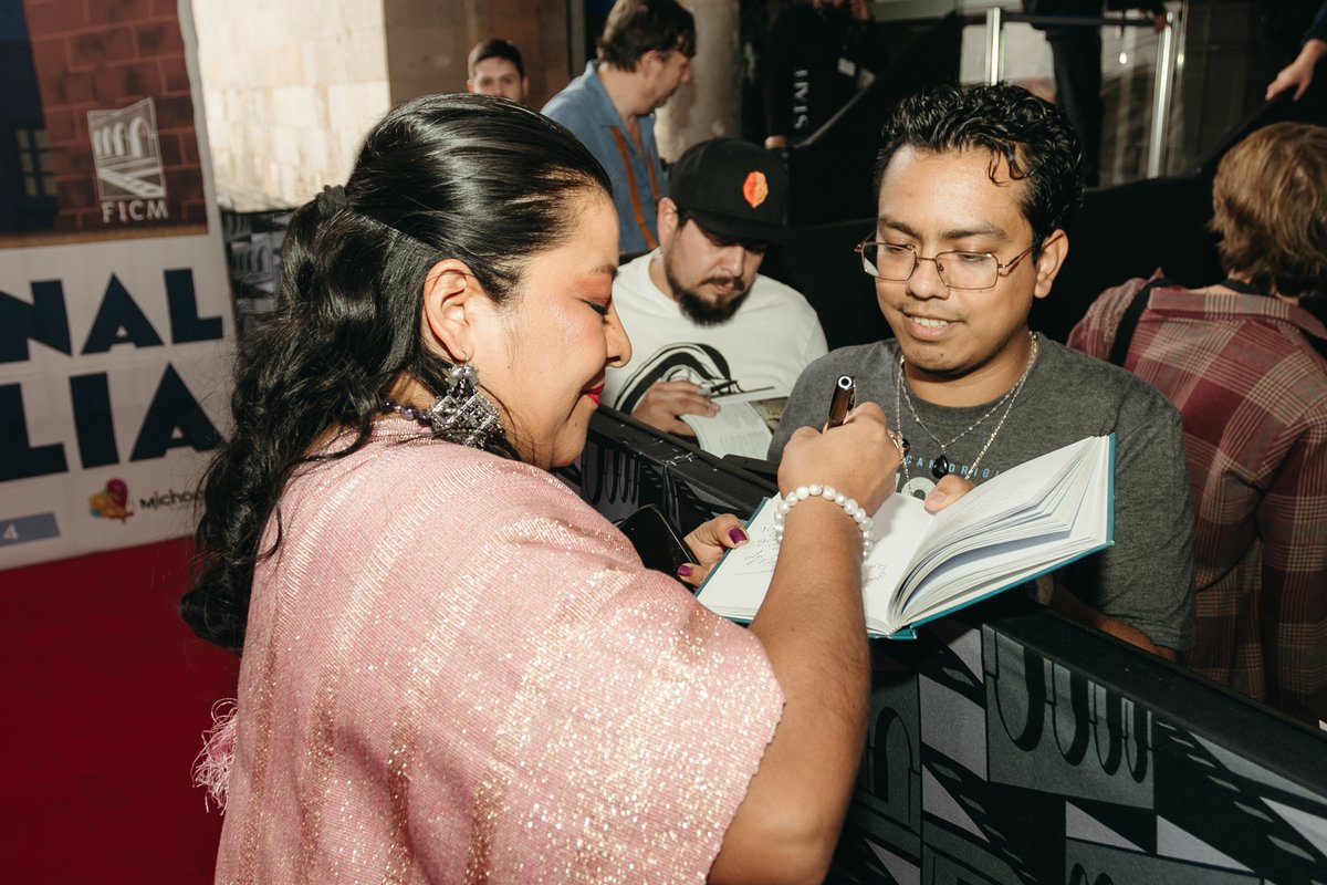 FICM's tweet photo. Sin lugar a dudas, Mónica del Carmen es una de nuestras actrices mexicanas favoritas, y nos sentimos muy honrados de que formara parte del #FICM2024. 🌟🎬 https://t.co/7nTr4IG61n