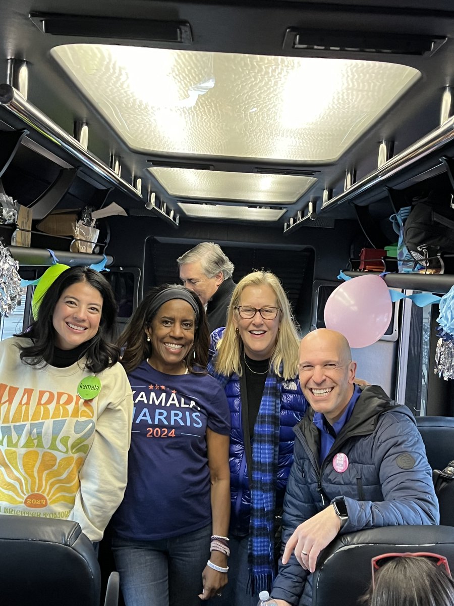 On our way to Michigan to save democracy with Illinois Democrats. 

W/ Senator <a href="/DickDurbin/">Dick Durbin</a>, AG <a href="/KwameRaoul/">Kwame Raoul</a>, Comptroller <a href="/susanamendoza10/">Susana A. Mendoza ☮️</a>, Mayor <a href="/NancyRotering/">Nancy Rotering 🟧</a>  Rotering, Congresswoman <a href="/RobinLynneKelly/">Robin Kelly, Ph.D.</a>, State Rep. <a href="/BobMorganIL/">Bob Morgan</a>  &amp; Commissioner Donna Miller!

When we fight, we win!