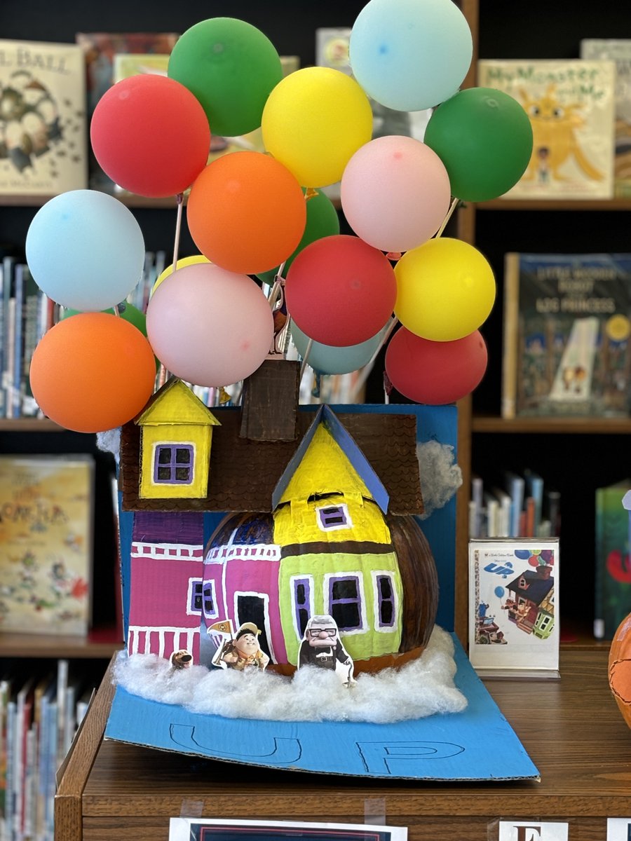 Lake George Elementary Library tweet media