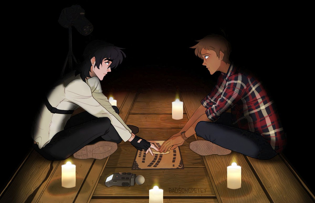 badsong_petey's tweet image. 1 day late on Halloween and a prompt from the Klance Intergalactic Hub on Discord -- more Buzzfeed Unsolved au
#klance #voltron