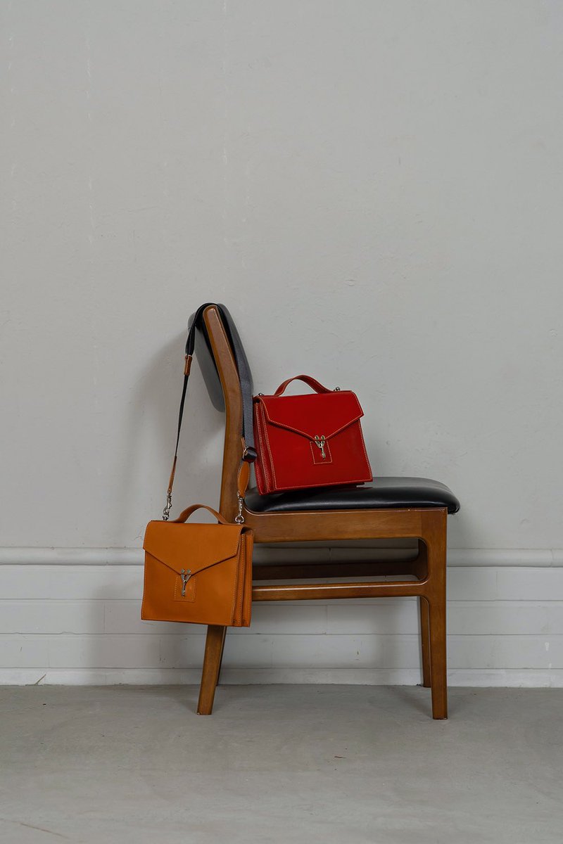 89289鞄製作所 tweet media