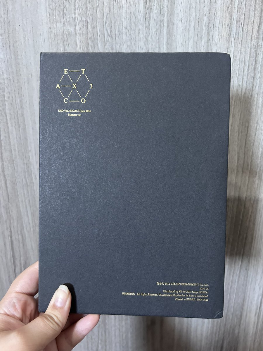 yeolflames's tweet photo. ✨FEEDBACK POSITIVO✨
pra @Overdosetrack2 que me vendeu essa preciosidade! Achei que nunca teria esse álbum, nem acredito que tenho em mãos.
O processo de compra foi super tranquilo, chegou em segurança e super rápido.
Muito obrigada!! 💖 https://t.co/nCxETsJ37Q