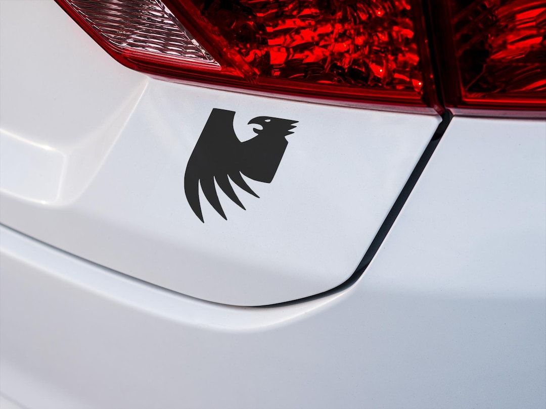 giftpocalypse's tweet photo. Dragonage Veilguard Grey Wardens Faction decal for laptop, car, window, mirror, bumper, mug, water bottle, or more!  https://t.co/6jvklSUIBY #dragonage #veilguard #gaming #etsyshop #gift #decal https://t.co/98hx7hpes9