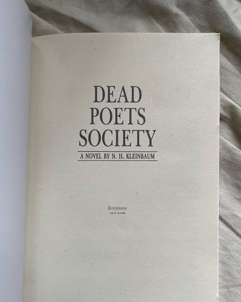LivingOnStories's tweet photo. Impactful &amp; very poetically poignant. 
 #PratsReads 
https://t.co/x7hvWpHlHf https://t.co/ULd9AwMa7Z