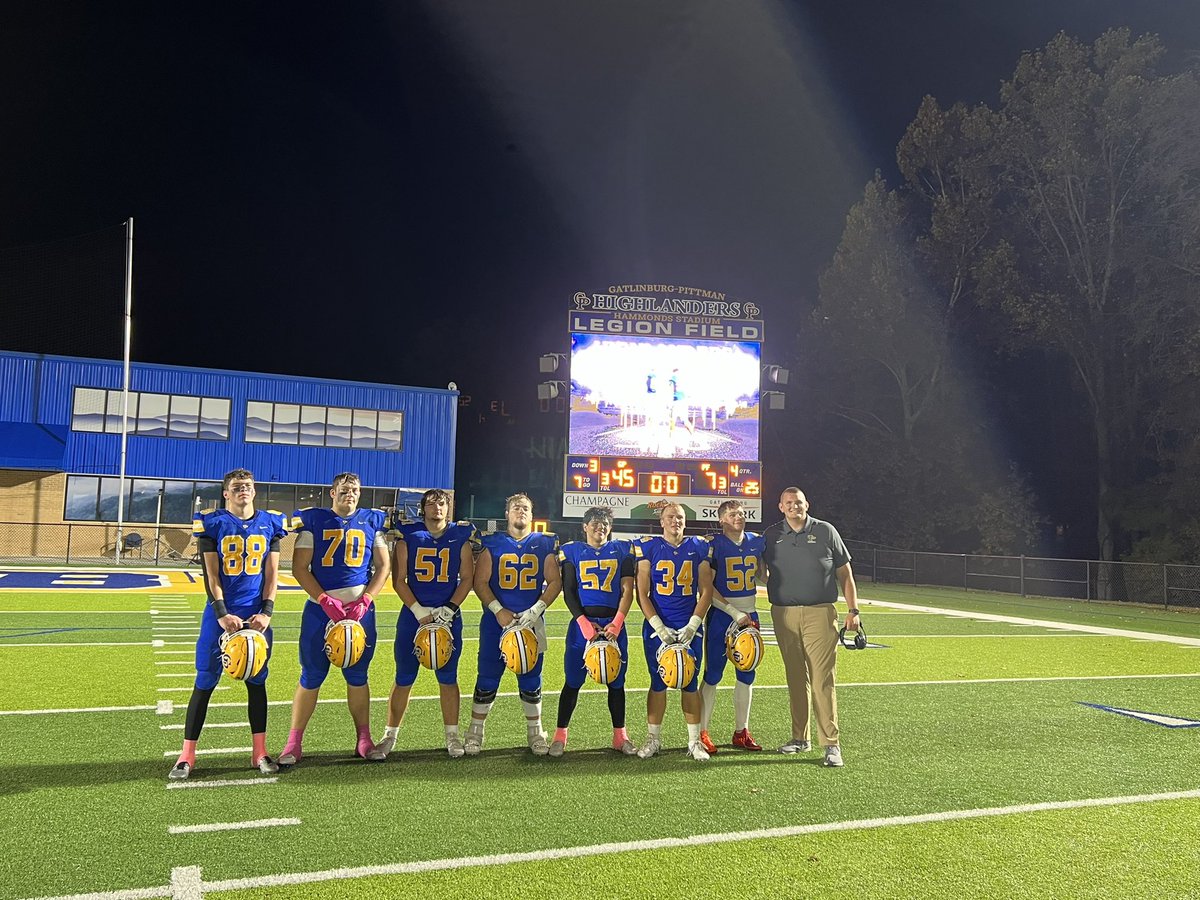 It’s time to STAND IN THE GAP again! Excited to see these guys show out in the thicket for the senior night! 7:00 is coming soon!! <a href="/EvanAllen_/">Evan Allen</a> <a href="/Jackson_Case70/">Jackson Case</a> <a href="/ZionNaillon/">Moose</a> <a href="/j_younger08/">Jackson_Younger08</a>