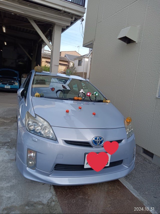 TortoiseUmejima's tweet photo. 10/31はハロウィンでしたね❣️
子どもたちと仮装をして近所の会社様を訪問。
お菓子をたくさんもらいました🩷

#トータス保育園
#足立区認可外保育
#企業主導型保育
#東京土建足立支部
#梅島自動車工業 https://t.co/DhjVPQFJh9