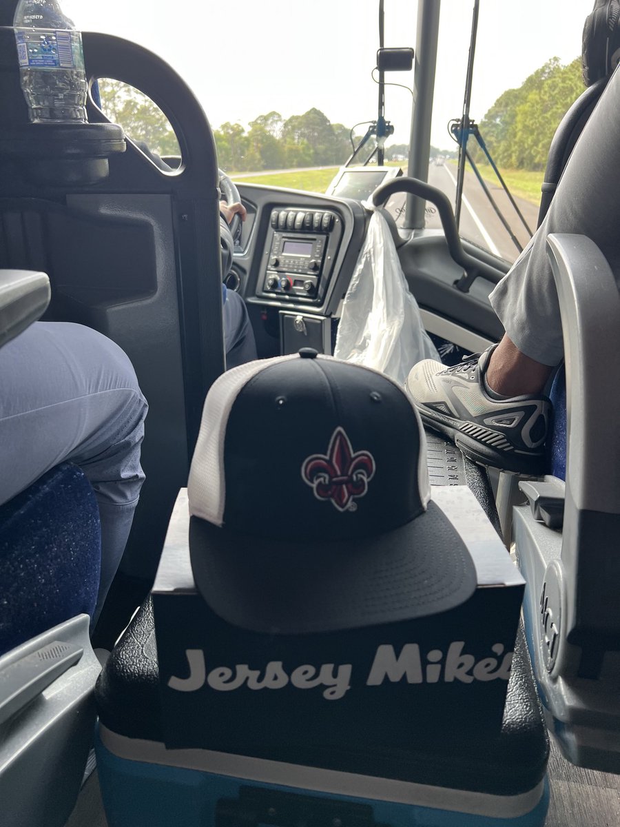 TonyBab16's tweet image. Big thanks to ⁦@jerseymikes⁩ for the sandwich meals to kick off our roadtrip to Huntsville. Sam Houston State tomorrow at noon! #geauxcajuns #hooah #tbrccb
