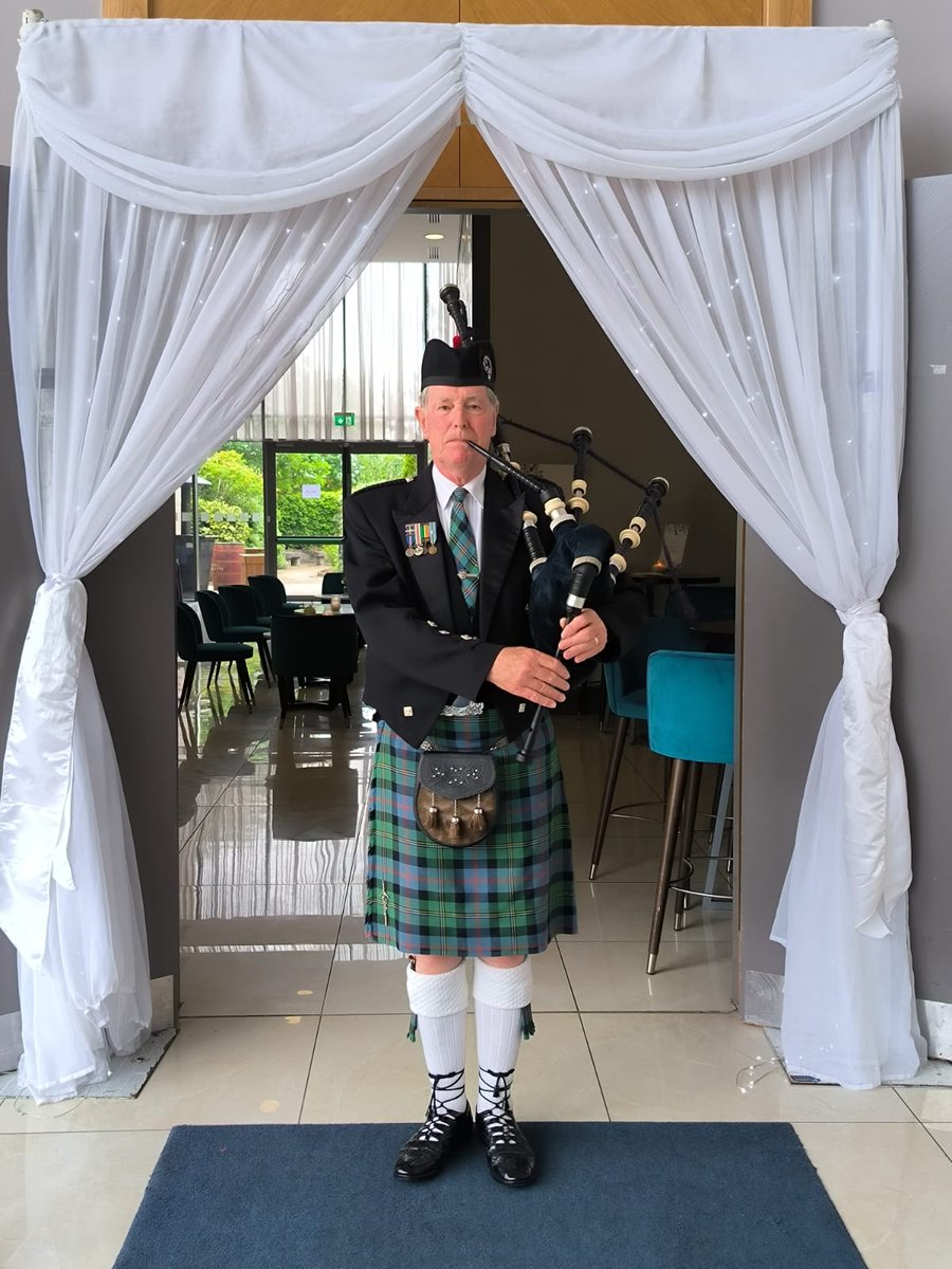 weddingpipers's tweet photo. Playing for Christine &amp; Shane for their wedding Today congratulations to the happy couple #pillohotel @weddingonline @Mrs2Be   #Castle #Hotel #House @RainbowWedding @pinkweddingdays @Prettyand_Punk #dublinbride @wedding_just #weddingday #reception #weddingplanner @WeddingDates https://t.co/jSYQ01TCAu