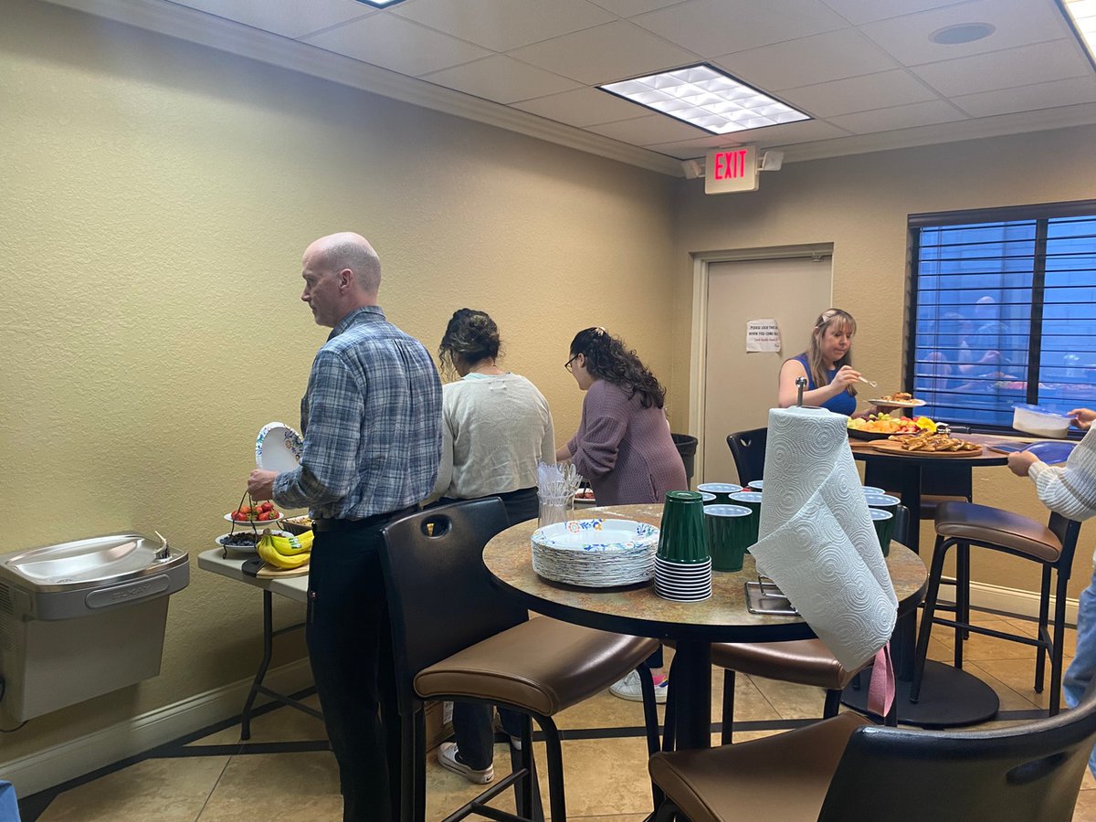 NetSourceMedia's tweet image. Our annual fall breakfast is one of everyone&apos;s favorite days of the year 🥞😋 We had to reschedule twice due to hurricanes but we made it happen!