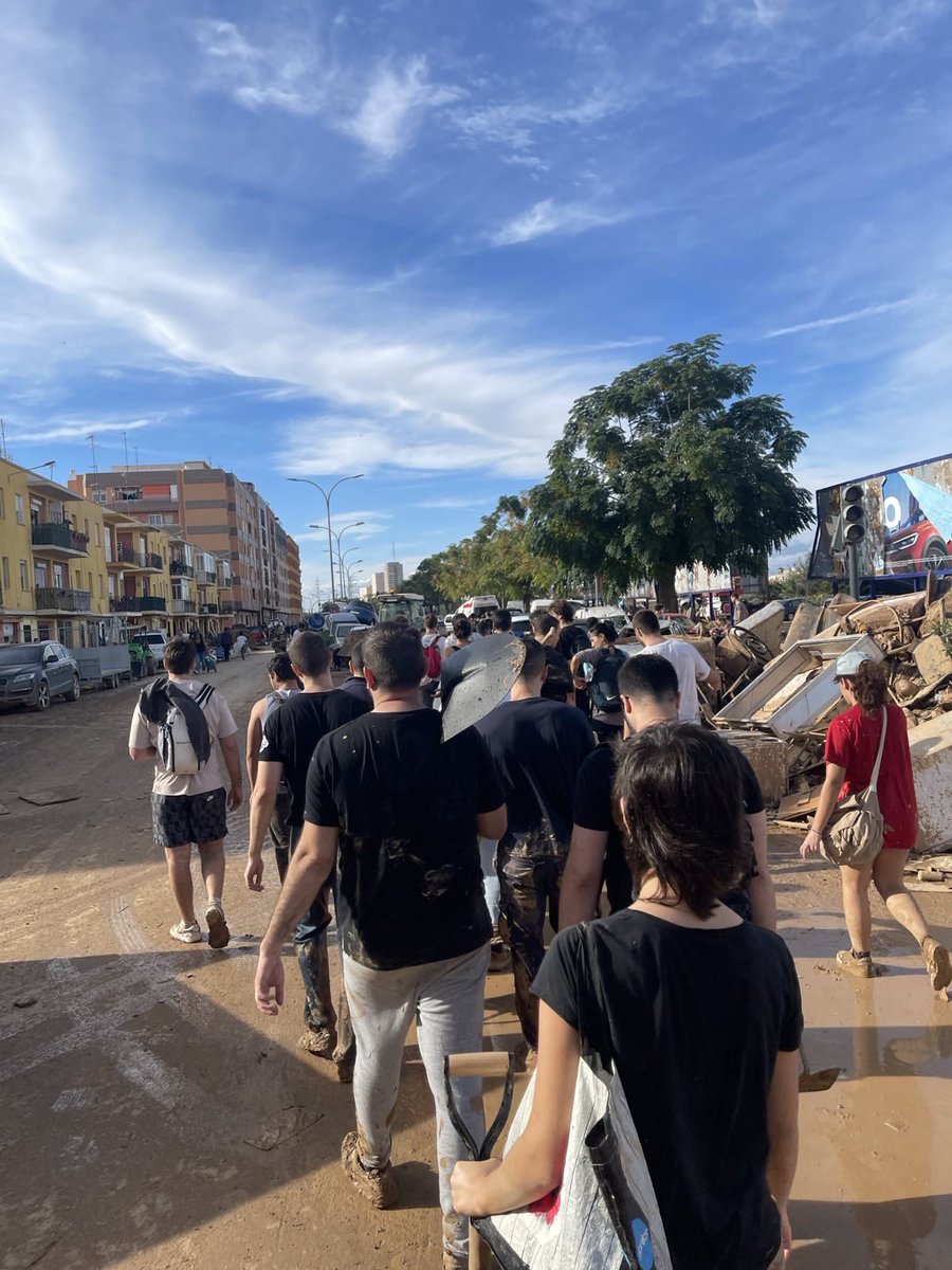 València OJS tweet media