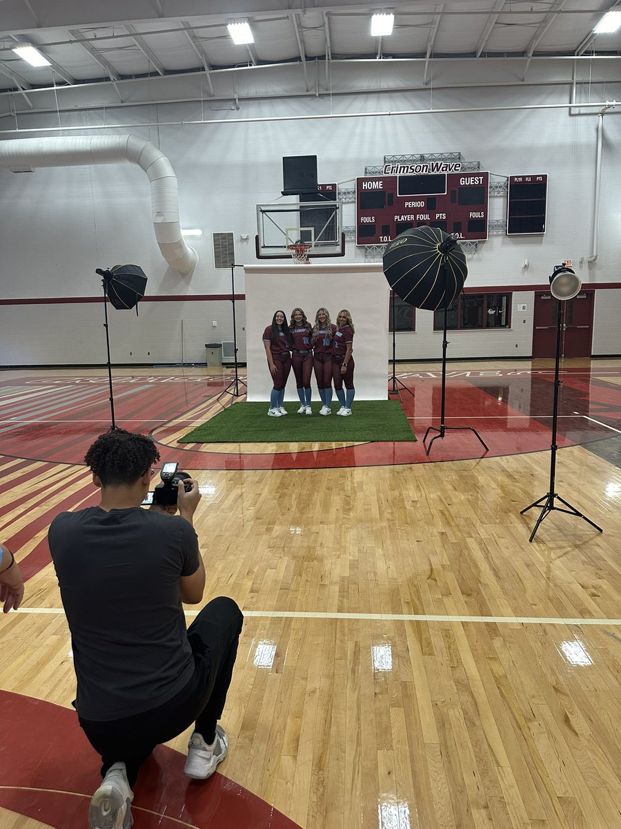 Coach Lopez tweet media