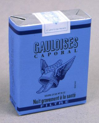 Generations7080's tweet image. Mon père fumait ça en voiture, quelle horreur ! 😭