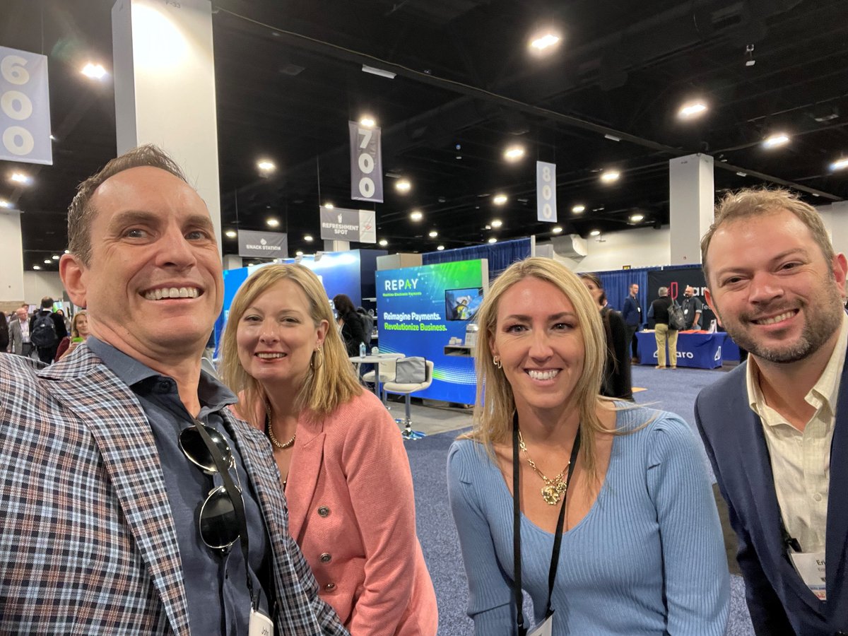 seroka's tweet photo. It was a great week at the #MBAAnnual! Connecting with our valued clients and welcoming prospective partners was so rewarding. 💼🤝

#marketing #partnerships #Seroka https://t.co/id47COordV