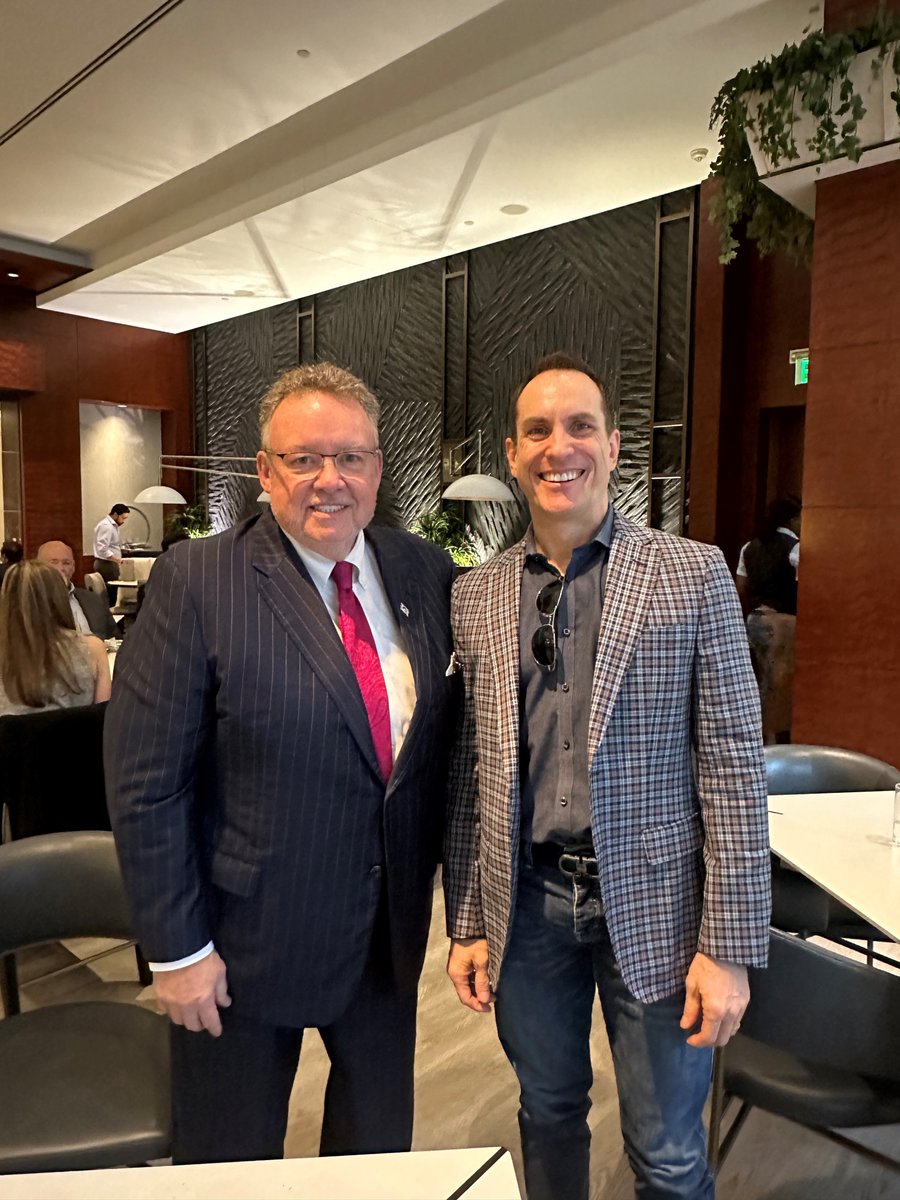 seroka's tweet photo. It was a great week at the #MBAAnnual! Connecting with our valued clients and welcoming prospective partners was so rewarding. 💼🤝

#marketing #partnerships #Seroka https://t.co/id47COordV