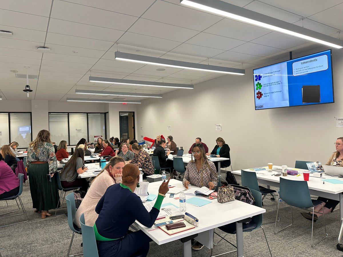 BrendaFMendoza's tweet image. 🚀 Book Study launch 📖
Thankful for the 24-25 MLN for joining us as we launched #UDLMath