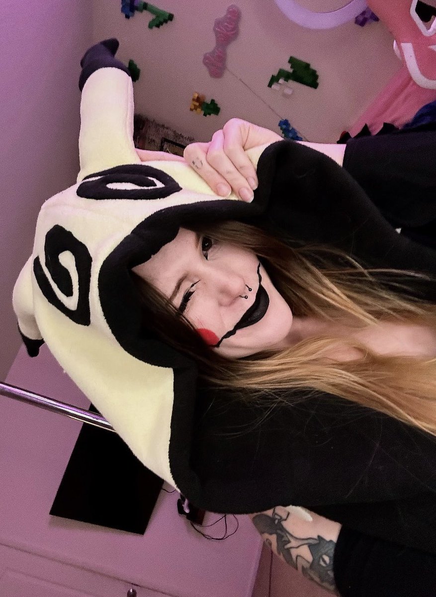 Alex Kane tweet media