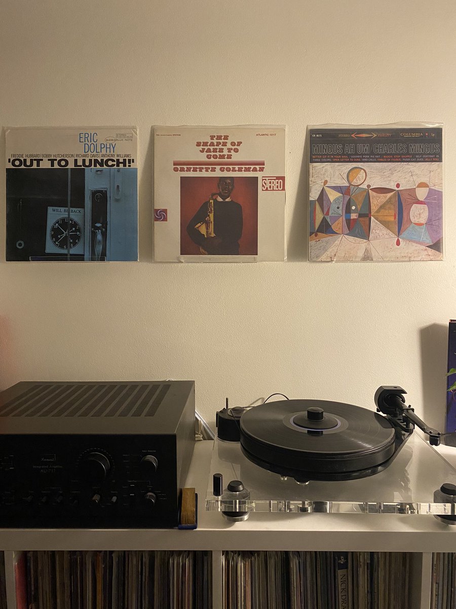 BergTommy's tweet photo. Jazzklassiker. Satan va bra dessa plattor är https://t.co/sK4VnE4mxg