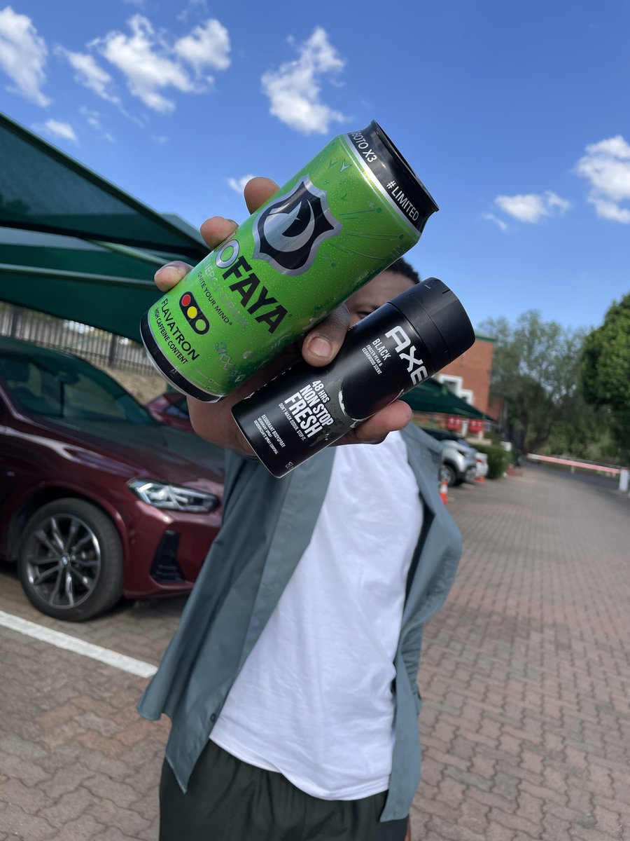 ThePresident_SA's tweet photo. "No matter where you are in the world…keep the same ENERGY 🔥💚🔥" -@Robot_Boii
#FlavatronFridays #RobotBoii #MoFaya #Flavatron #Axe #AxeSA #ThePresident @mofaya_official @djsbu
📸: @nosiphonhlapo1 https://t.co/LxUA92sp41