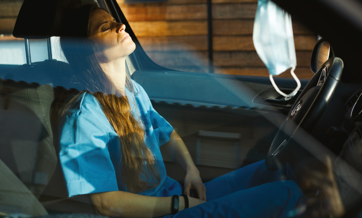 Women shift workers’ experiences of poor sleep quality, fatigue, missing out, and drowsy driving can negatively affect their physical and mental health as well as safety.

Continue reading at: nwhjournal.org/article/S1751-…

#NWH #AWHONN #nursing