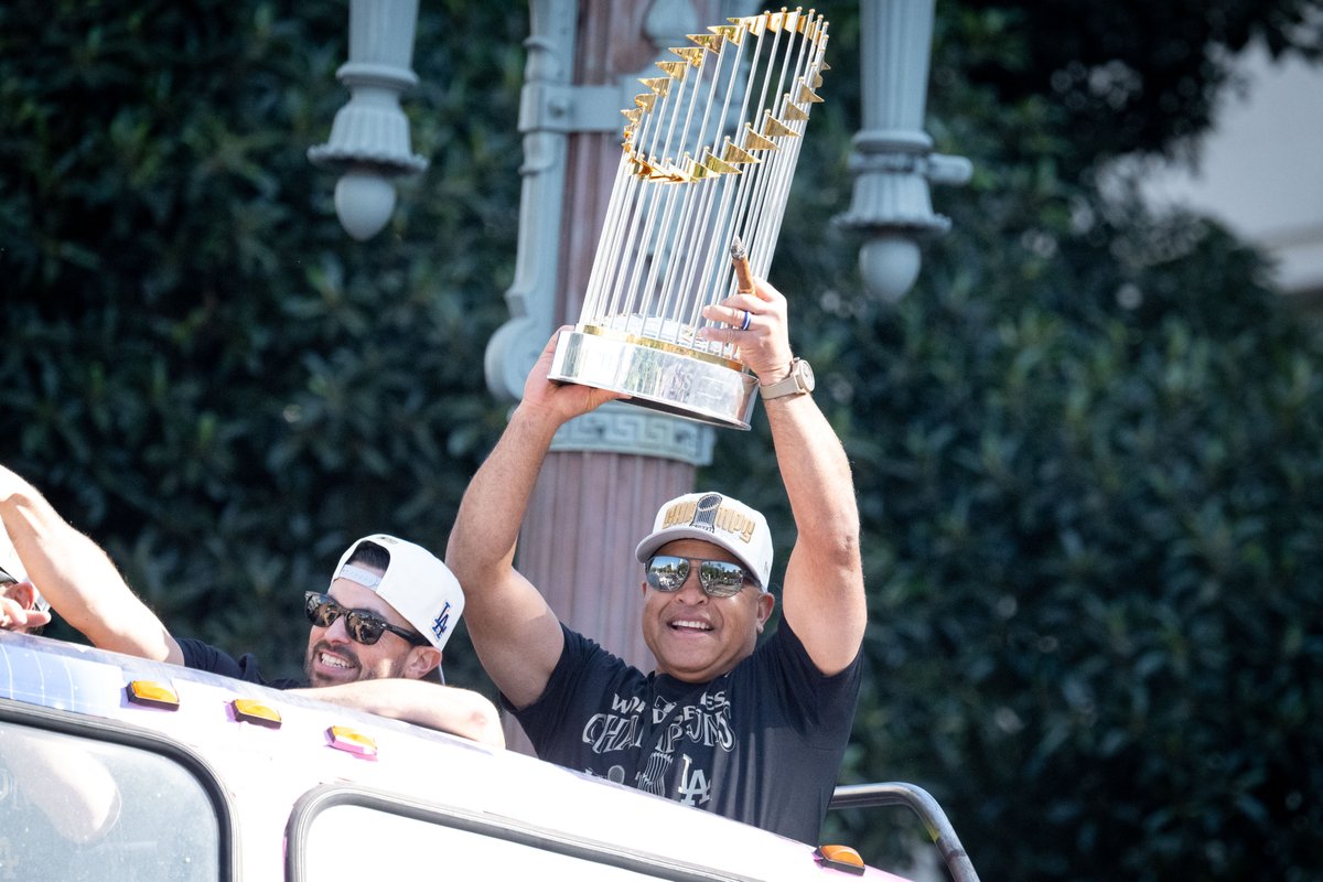 vidcrane's tweet image. Thousands of #Dodger fans turned out to celebrate the #WorldChampionship #LAdodgers on Friday.  The Dodgers held a parade and event at #DodgerStadium to celebrate their #WorldSeries title.  #MLB# #Ohtani