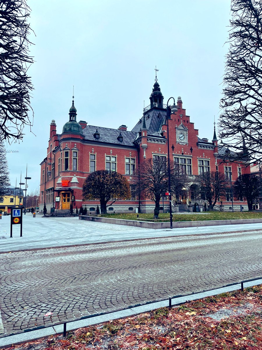 📚 It has been a pleasure to participate in the International Symposium "Women and Education in the Public Eye in the 19th and 20th Centuries" at the <a href="/umeauniversity/">Umeå University</a> to talk about presence and representations of feminity. 

Thanks a lot for the invitation! See you soon! 🇸🇪