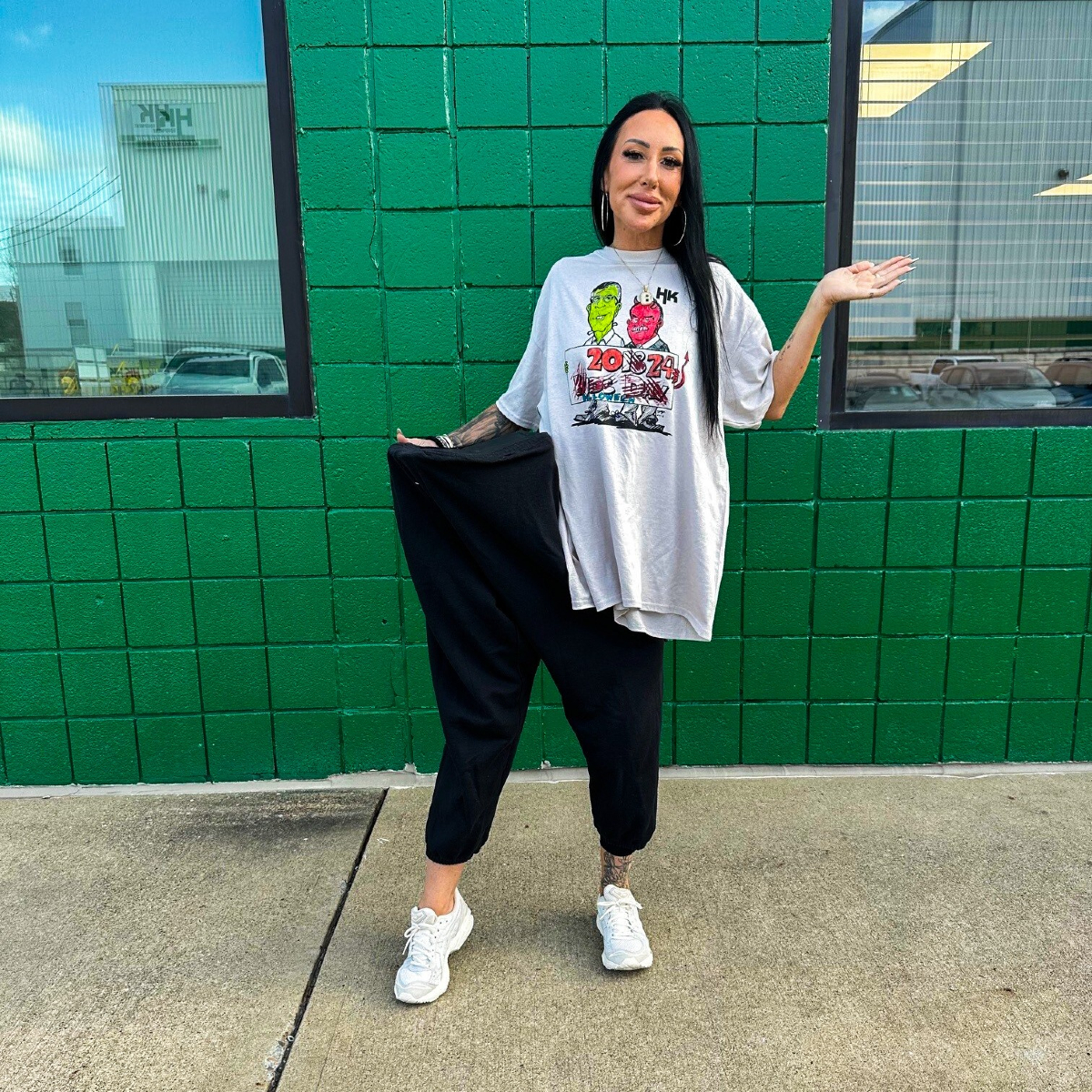 HKPittsburgh's tweet photo. Congrats to Christine Buday for her "side-splitting" costume (and a modified old school Pete &amp; George Kids Day shirt) which propelled her to win our company-wide Halloween costume contest!

We all hope that she takes a trip to the chiropractor with her winnings. https://t.co/43MI79lKCZ