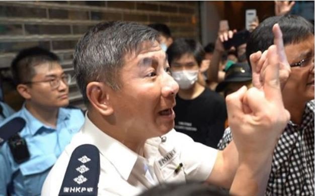 KS_Y2019's tweet photo. 天上繁星 #hkpolice https://t.co/9s0iXVce0g