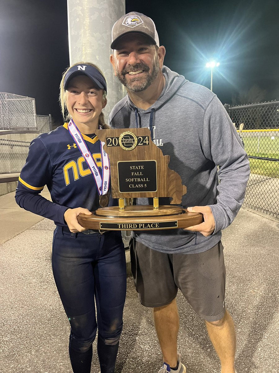 AdelynFrench's tweet photo. Thank you Liberty North Softball from the bottom of heart for letting me be apart of this special program. I am so lucky to have worn North across my chest these past 4 years. #7 out 🫶🏻 @LNEagleSoftball @Coach_Boman https://t.co/qK8XoPo9oT