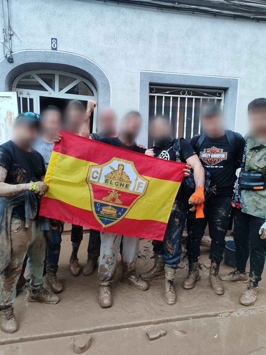 Sólo el pueblo salva al pueblo.
Seguimos mañana.