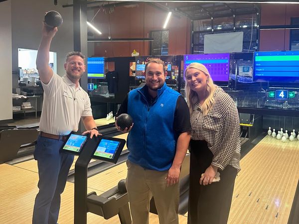 RSRecruiting's tweet photo. Thank you to the Greenville Chamber for a fun Manufacturers Celebration this week! We had a blast sponsoring the event—and even took home the trophy for the bowling competition! 

#GreenvilleChamber #manufacturers #sponsor #celebration #staffing https://t.co/HO9YPA1pi8