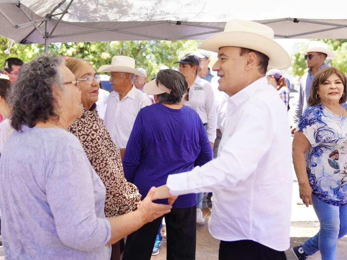 SonoraBienestar's tweet photo. 🟠 El @gobiernosonora a través de #Sedesson hace valer el derecho humano al agua potable; por ello, más de 10 mil familias en el estado han sido beneficiadas con obras de ampliación de red de agua potable, y de alcantarillado. https://t.co/3TAP0BISFz