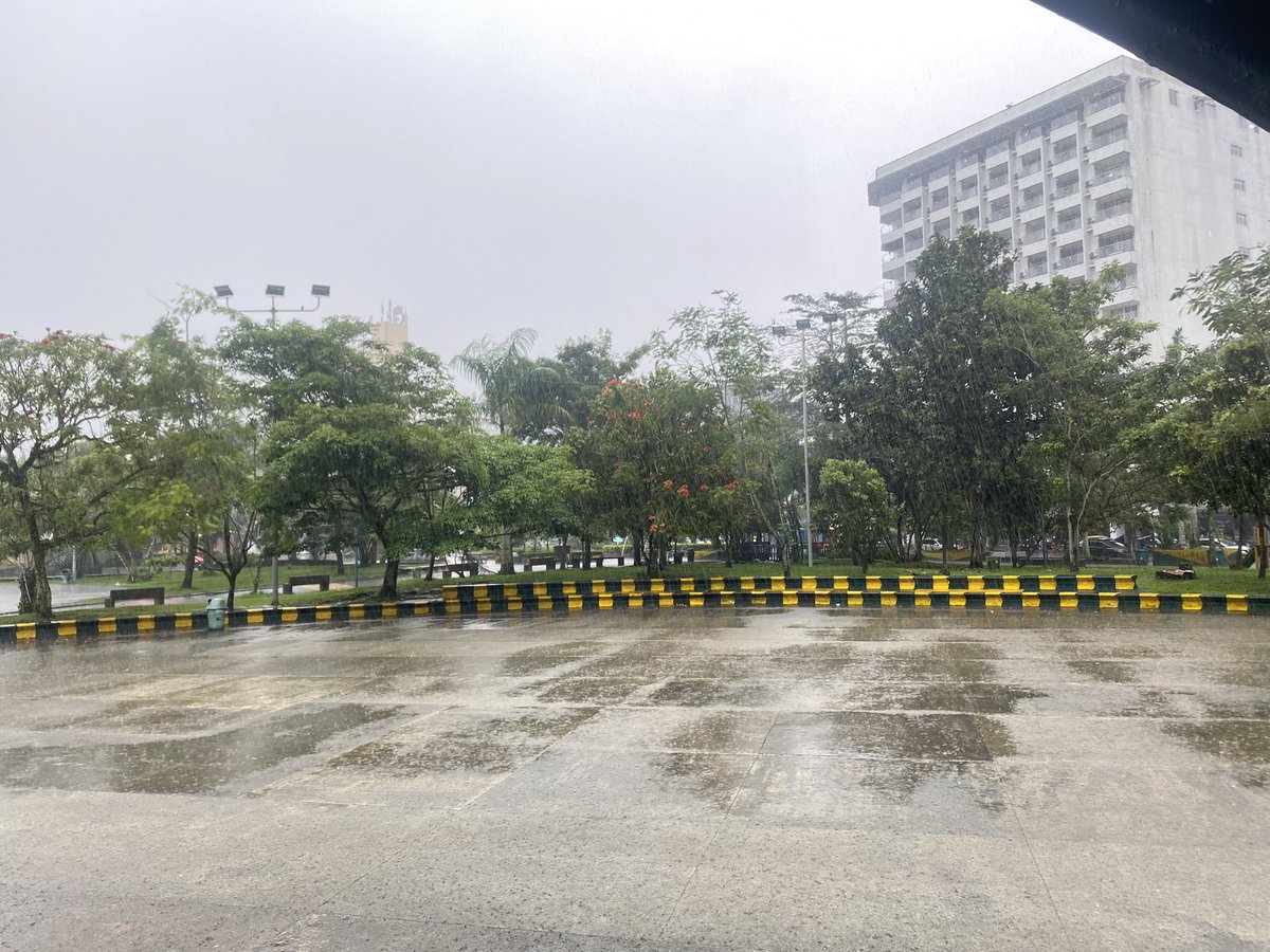Celorioooo's tweet photo. Lluvia corrida . https://t.co/SDtqQEfhKI