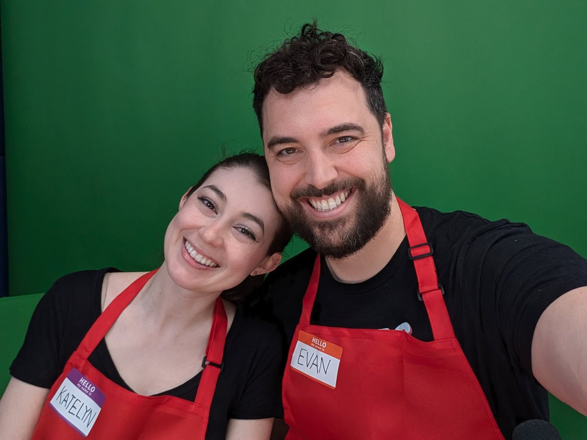 EvanKatelynGame's tweet photo. Playing a simulator game where we'll be attempting to open up a supermarket together! Let's see how it goes 😁 https://t.co/VdQ4VGQias
