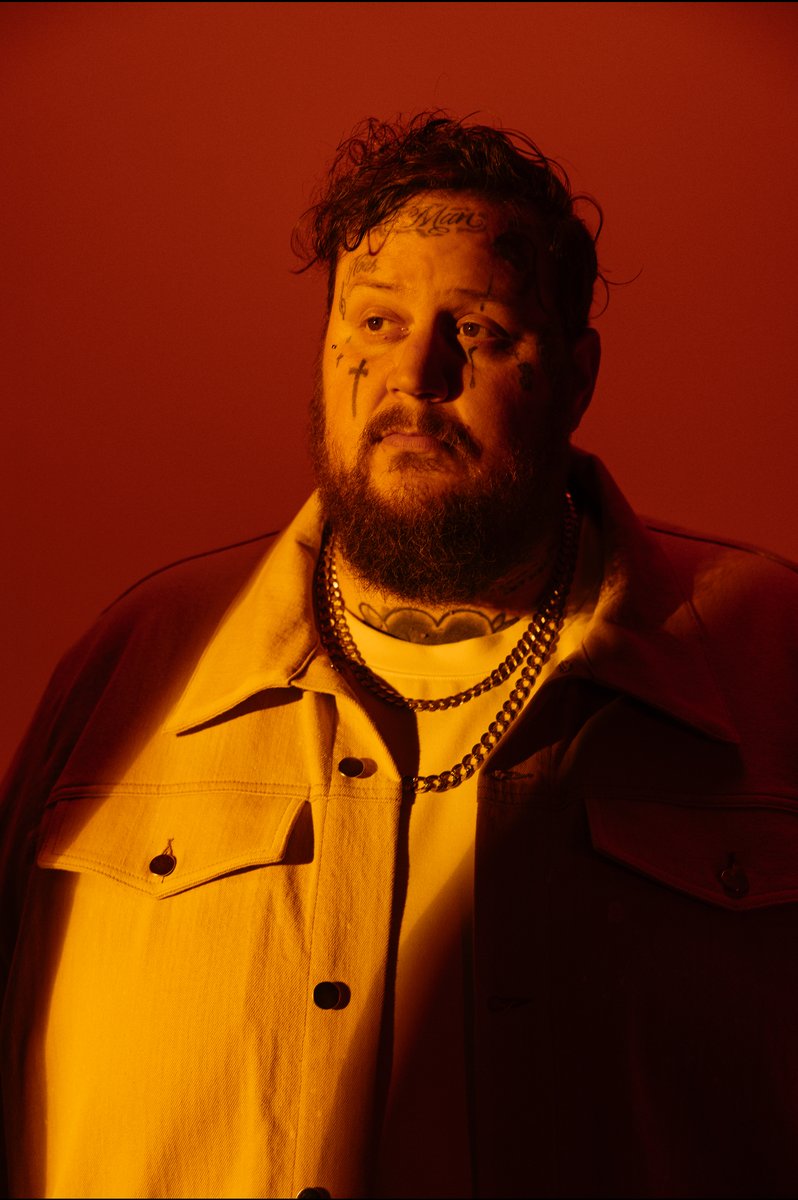 pandoramusic's tweet image. This is @JellyRoll615 Live! Hear Pandora Country's favorite Jelly Roll live performances playlist right here: pandora.app.link/HfAMKH7WaOb