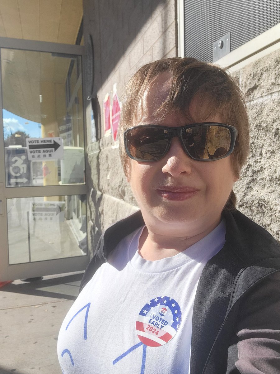This childless cat lady voted early.  #HarrisSurge