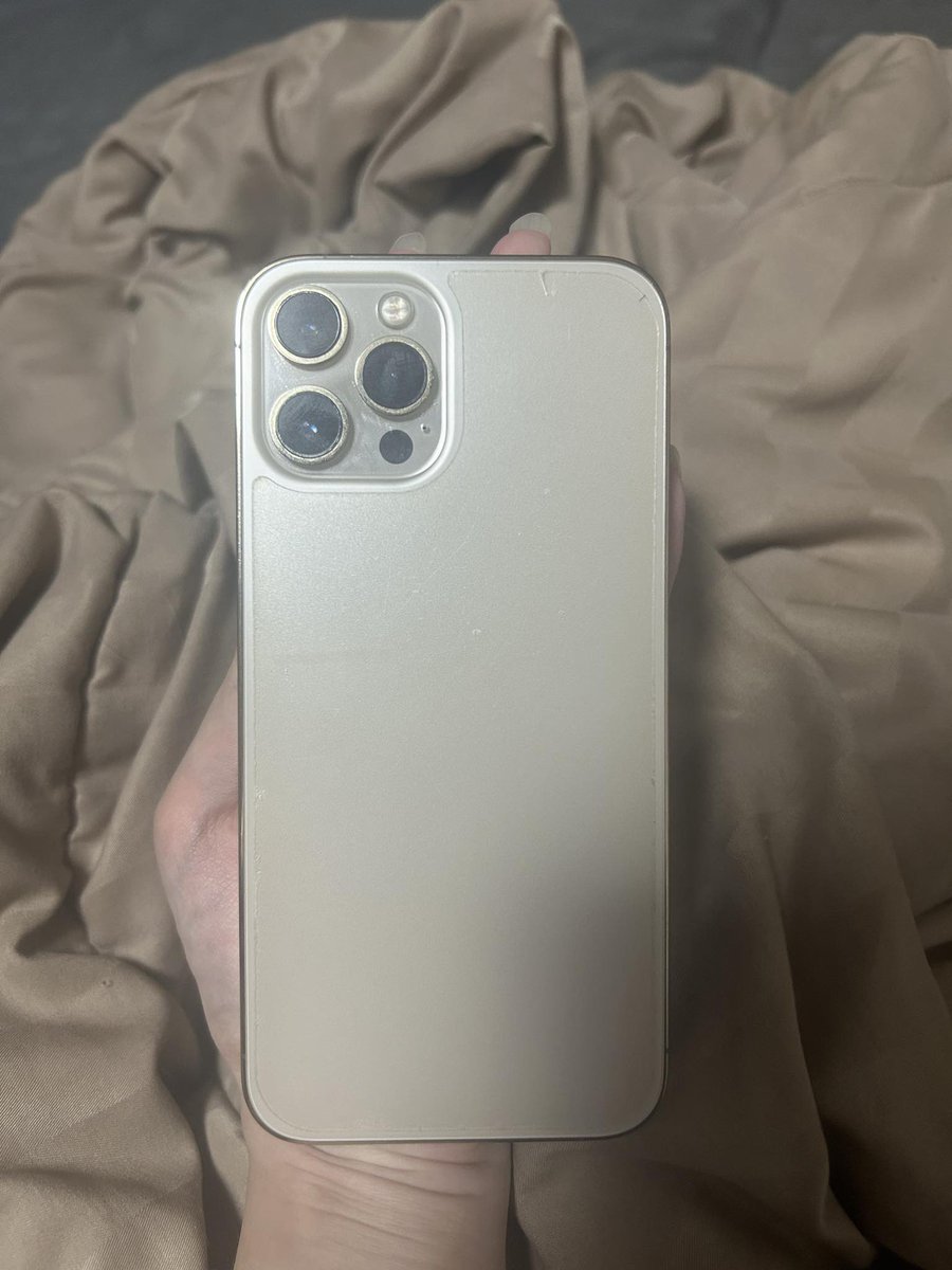 มี12pm สีทอง 128gb ปล่อย14,000ค่ะ นัดรับได้สนใจสอบถามเพิ่มเติม line : jalajajes   
**รอยที่จอคือฟิล์ม #ส่งต่อไอโฟน #ส่งต่อiphone #ส่งต่อไอโฟนมือสอง #iphoneมือสอง #ไอโฟนมือ2  #ไอโฟนมือสองราคาถูก #iphone #ส่งต่อไอแพด #ขายไอโฟน #ไอโฟนมือสอง