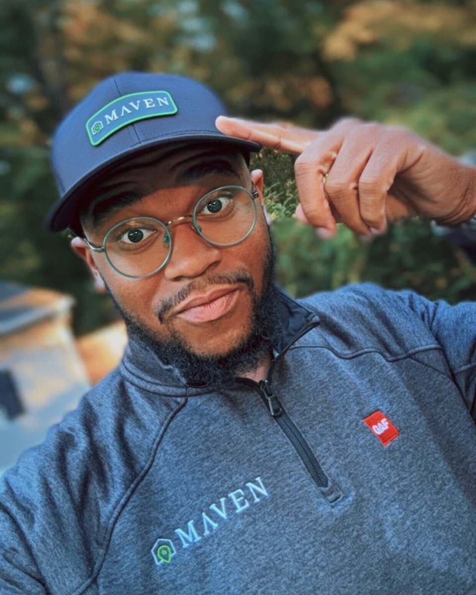 MavenRoofing's tweet photo. When you’re repping Maven, you’ve gotta look the part—Isaiah knows what’s up! #ThatMavenSwag #BestDressed https://t.co/Tw7zkqZXJX