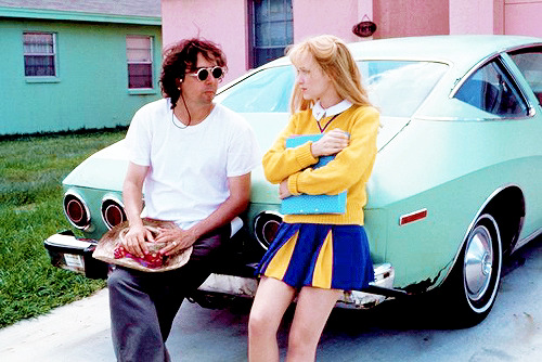 TheCinesthetic's tweet photo. Tim Burton and Winona Ryder on the set of Edward Scissorhands (1990) https://t.co/QEuVHjCZcg